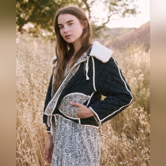 THE GREAT QUILTED NAVY & CREAM SHERPA COLLAR REVERSIBLE JACKET SZ XL - Picture 1 of 9